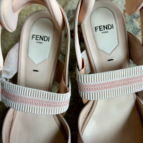 Like New! Authentic Fendi Colibri slingback Perforated Leather 55cm Heels - Picture 15 of 17
